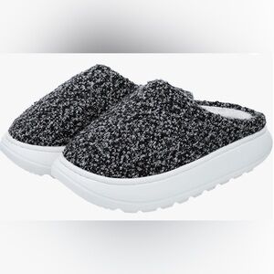 Women’s cozy memory foam slippers  thick anti-skid rubber sole 8.5-9